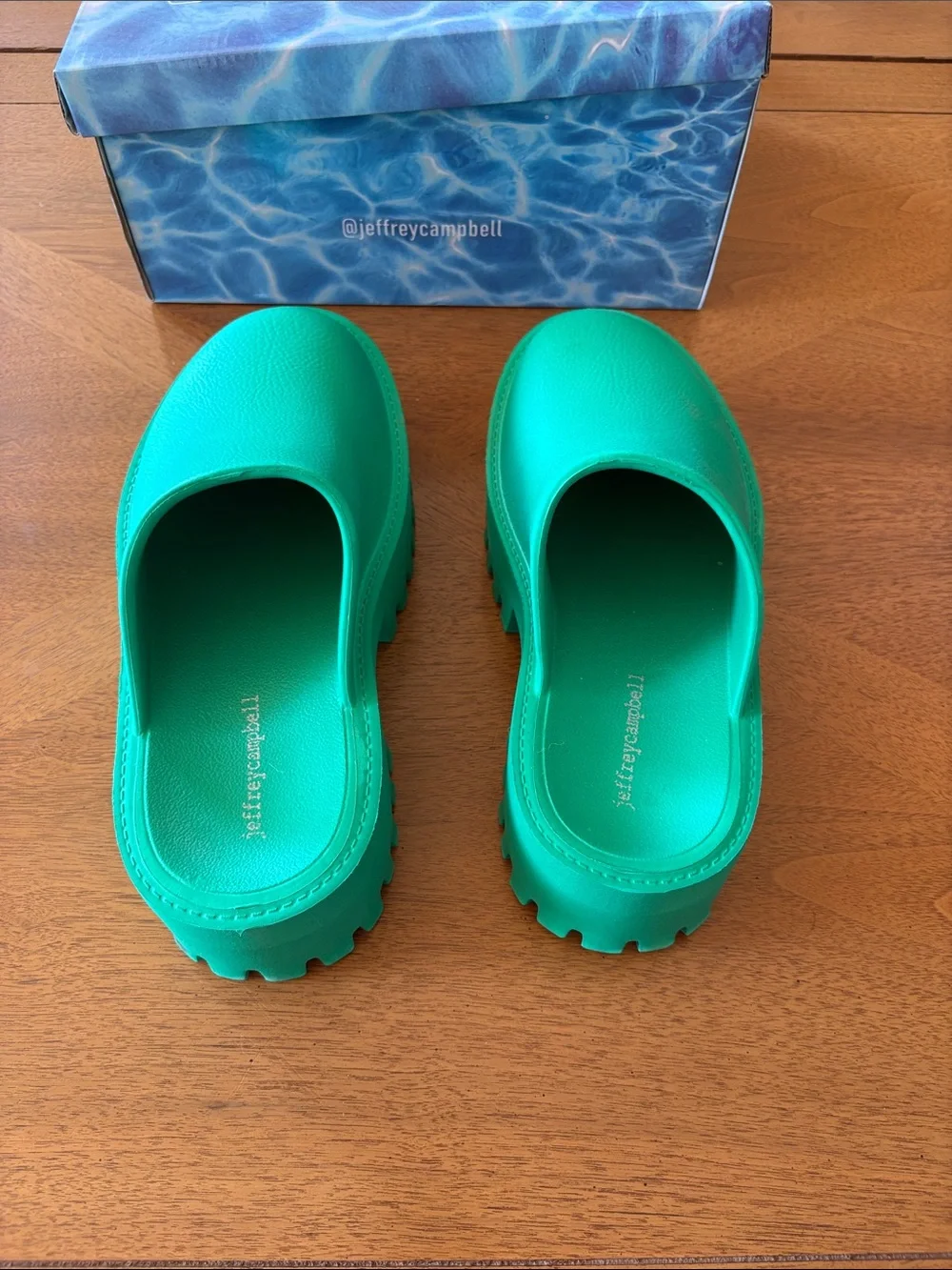 Jeffrey Campbell bold green